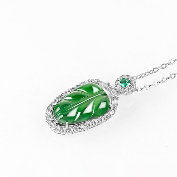 Natural A-grade jade green leaves ice jade pendant S925 silver inlaid jade pendant women's necklace fashion pendant